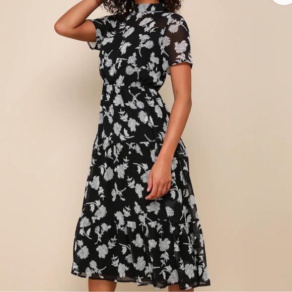 Lulus Floral Dressed Up Midi Dress - Picture 4 of 6